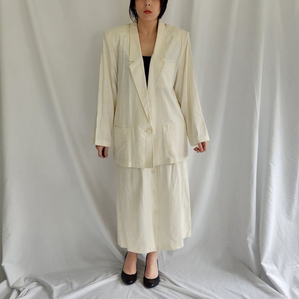 80s Cream Silk Oversize Blazer and‎ Skirt Set